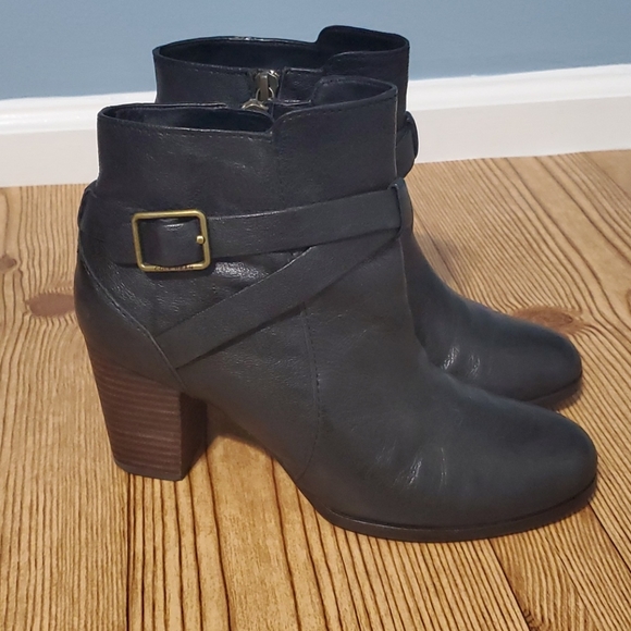 Cole Haan Grand OS Soft Leather Belted Booties - Picture 4 of 12